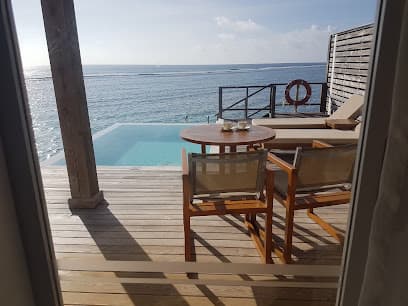 Grand Water Villa with pool