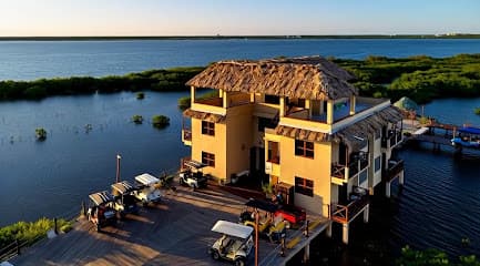 Lina Point Overwater Resort