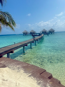 Adaaran Prestige Vadoo overwater villa — interior