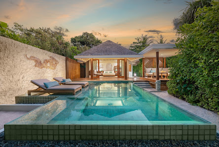 Anantara Kihavah Maldives Villas overwater villa — deck