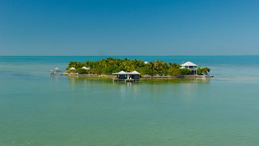 Cayo Espanto overwater villa — interior