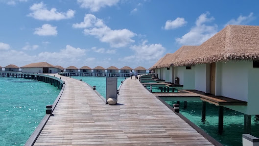 Cinnamon Velifushi Maldives overwater villa 5