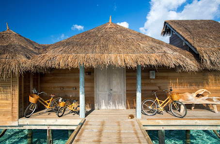 Gili Lankanfushi Maldives overwater villa — lagoon