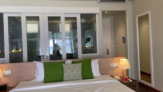 Grand Water Villa with pool overwater villa 3