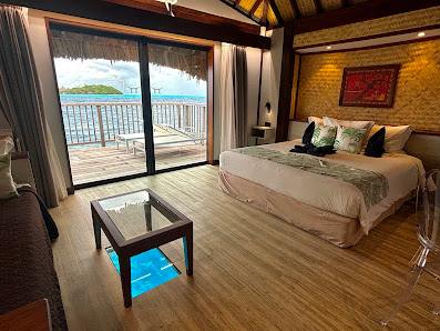 Hotel Maitai Polynesia overwater villa — deck