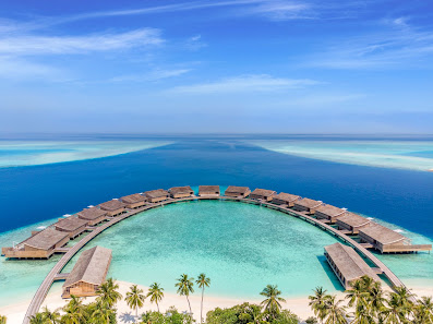 Kudadoo Maldives Private Island — overwater bungalow