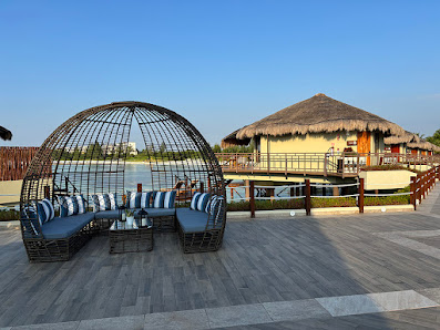 Palafitos Overwater Bungalows overwater villa — interior