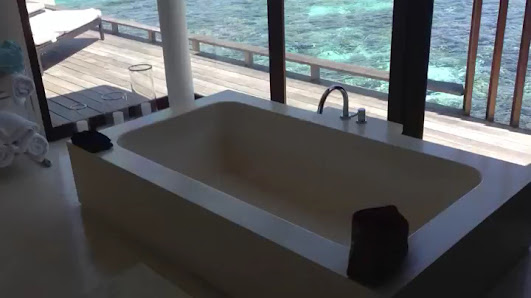 Park Hyatt Maldives Hadahaa overwater villa — deck