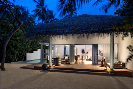 Raffles Maldives Meradhoo overwater villa 1