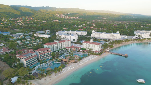 Sandals Dunn's River overwater villa 5