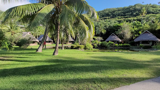 Sofitel Kia Ora Moorea Beach Resort overwater villa — deck