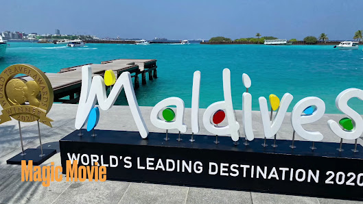 Sun Siyam Olhuveli overwater villa 5