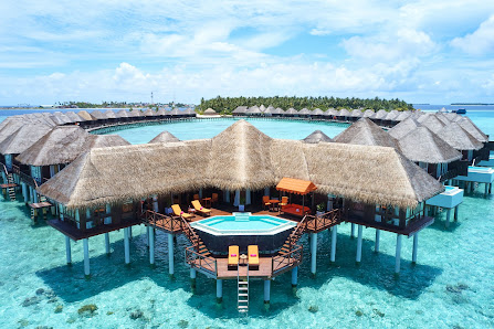 Sun Siyam Vilu Reef — overwater bungalow