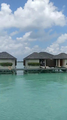 Villa Nautica, Maldives overwater villa — deck