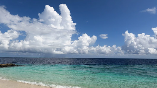 Waldorf Astoria Maldives Ithaafushi overwater villa — deck